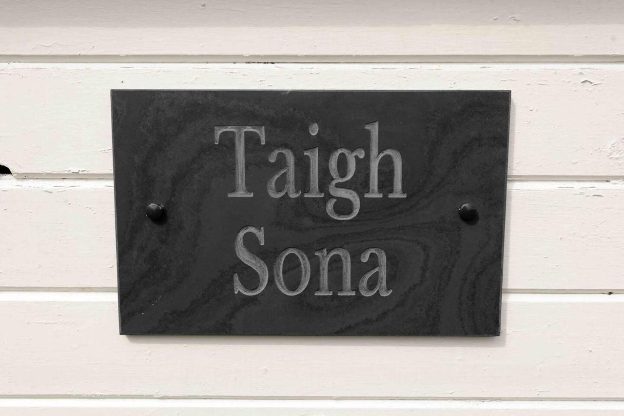 Stunning House Near Fort William - Taigh Sona スピーン・ブリッジ エクステリア 写真